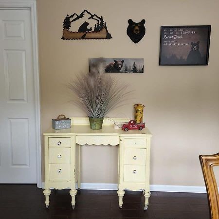 Cozy Pigeon Forge Home W Hot Tub Near River ภายนอก รูปภาพ