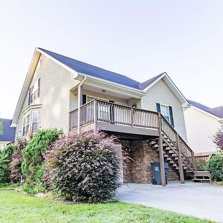 Cozy Pigeon Forge Home W Hot Tub Near River ภายนอก รูปภาพ