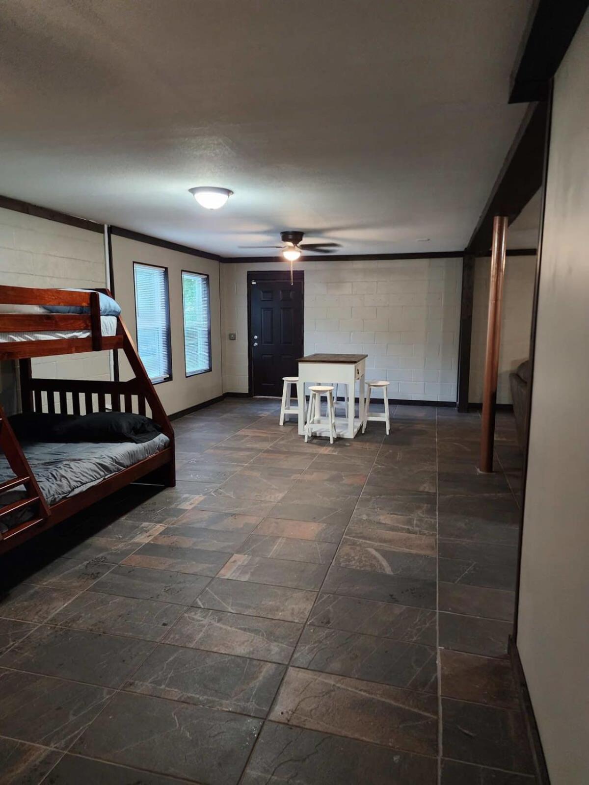 Cozy Pigeon Forge Home W Hot Tub Near River ภายนอก รูปภาพ